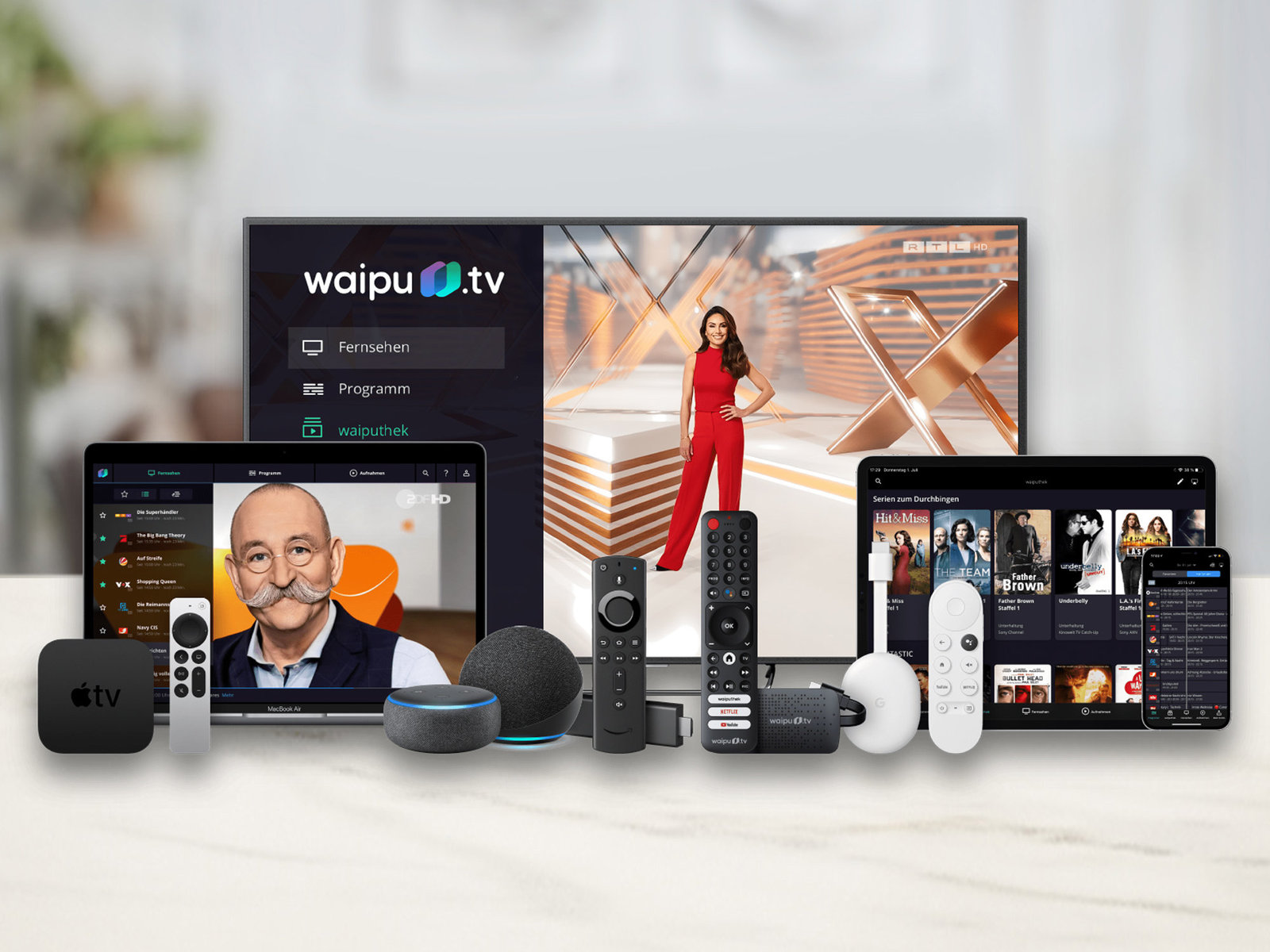Ein Fernseher, ein Tablet und ein Smartphone